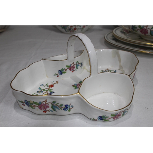 300 - LARGE QUANTITY OF AINSLEY CHINA DINNER SERVICE