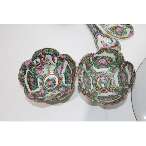 303 - QUANTITY OF VINTAGE ORIENTAL CHINA 
32CM