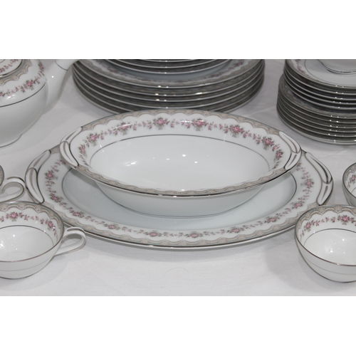 313 - QUANTITY OF NORITAKE GLENWOOD DINNER SERVICE