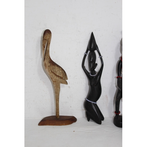 391 - QUANTITY OF ETHNIC TREEN
33CM