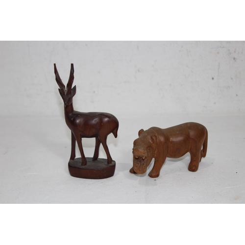 400 - QUANTITY OF VARIOUS ANIMAL FIGURES
32CM