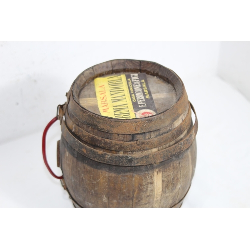 408 - VINTAGE WINE BARREL
22CM