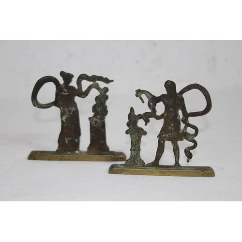 416 - PAIR OF ANTIQUE BRASS BOOKENDS
12 X 13CM