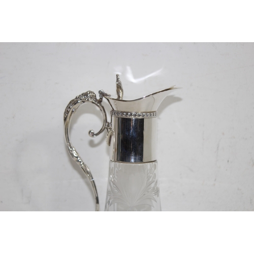 334 - CLARET JUG AND DECANTER
30CM