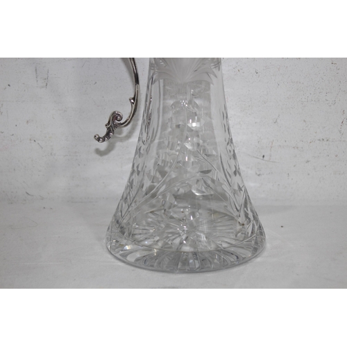 334 - CLARET JUG AND DECANTER
30CM