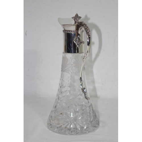 334 - CLARET JUG AND DECANTER
30CM