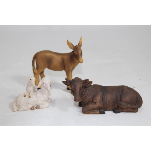 335 - NATIVITY SET 
14CM