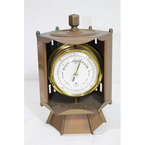 422 - UNUSUAL CLOCK BAROMETER AND 3 MODERN CARRIAGE CLOCKS x4
24CM