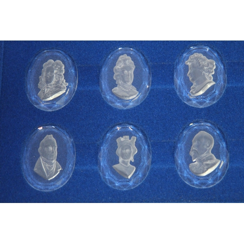 872 - DANBURY MINT THE ROYAL CRYSTAL CAMEOS