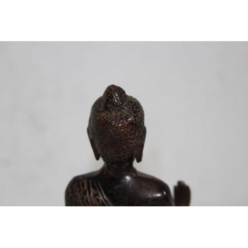 901 - CAST FIGURE OF A DIETY
19CM