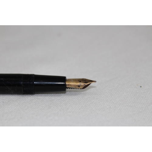 905 - 14CT GOLD NIB WATERMANS FOUNTAIN PEN