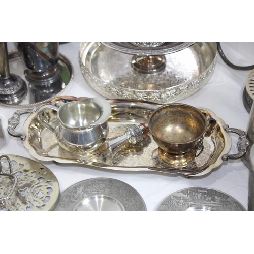 424 - GOOD QUANTITY OF GOOD METALWARE ETC