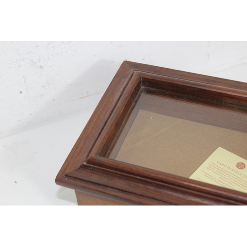 427 - SMALL DISPLAY BOX
31 X 20 X 12CM