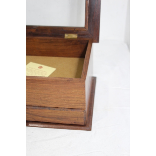 427 - SMALL DISPLAY BOX
31 X 20 X 12CM