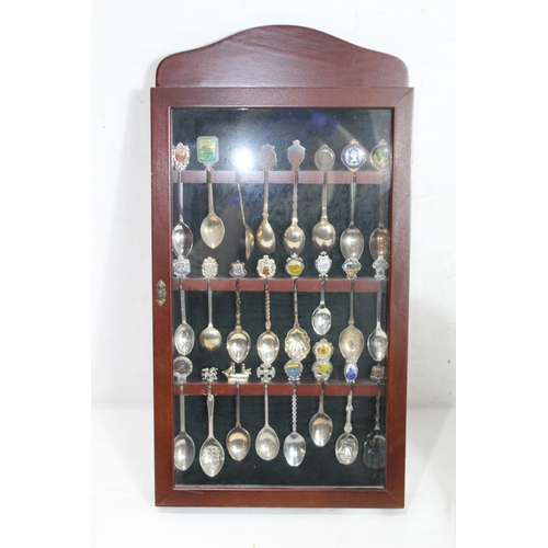 447 - COLLECTION OF COMMEMORATIVE SPOONS ETC
50 X 26CM