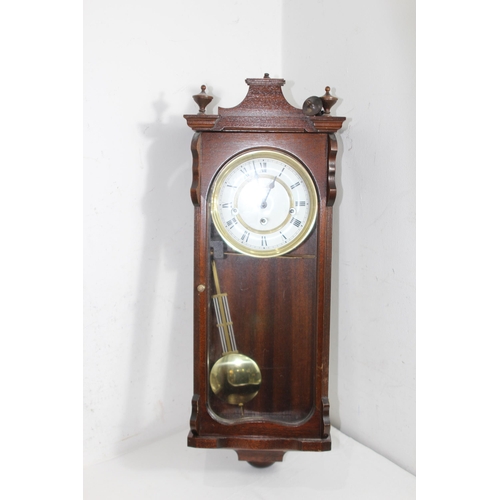 449 - QUANTITY OF CLOCKS AND BAROMETER x5
64CM