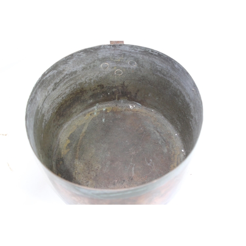 450 - ANTIQUE COPPER PAN
51 X 15CM