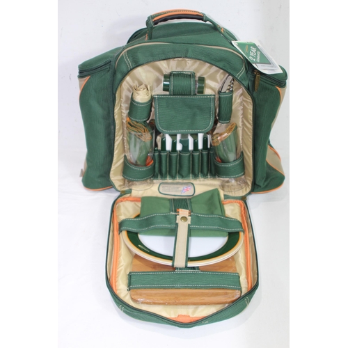 453 - BRAND NEW PICNIC BACKPACK AND CONTENTS
45 X 45CM