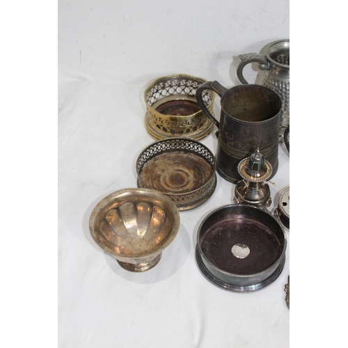 469 - INTERESTING QUANTITY OF METALWARE