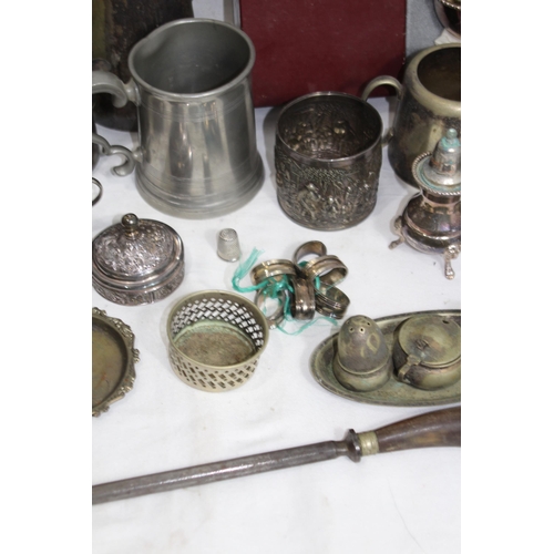 469 - INTERESTING QUANTITY OF METALWARE