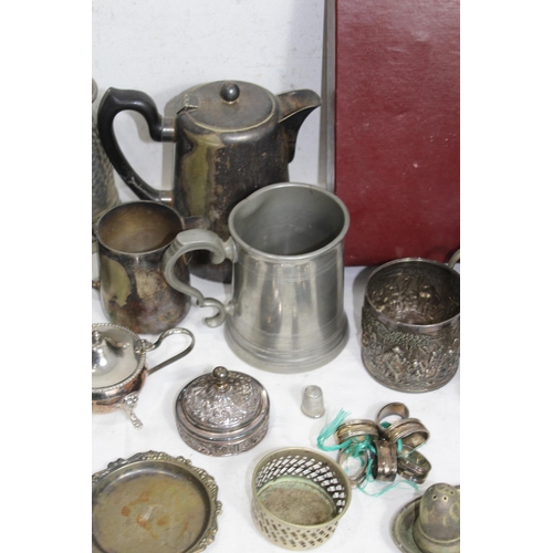 469 - INTERESTING QUANTITY OF METALWARE