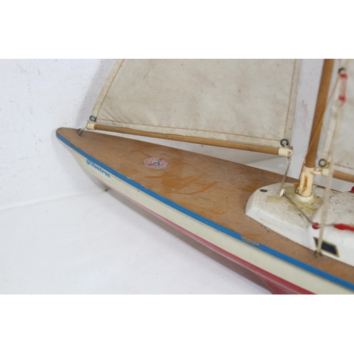 470 - VINTAGE SEIFERT SEGELBOOTE ALBATROS POND YACHT
71 X 89CM