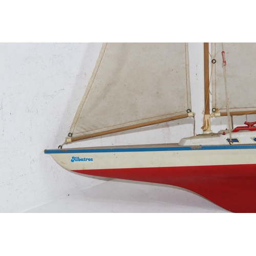 470 - VINTAGE SEIFERT SEGELBOOTE ALBATROS POND YACHT
71 X 89CM