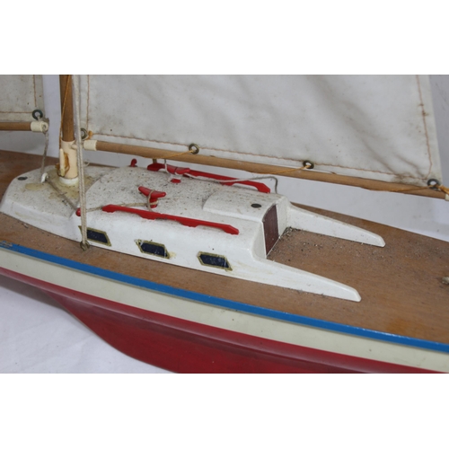 470 - VINTAGE SEIFERT SEGELBOOTE ALBATROS POND YACHT
71 X 89CM