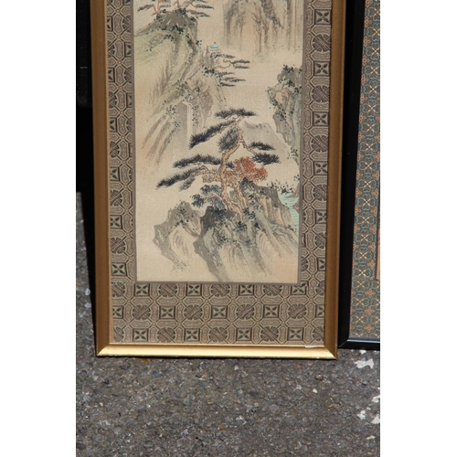 195 - 3 X ORIENTAL PICTURES 
53 X 22CM