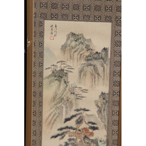 195 - 3 X ORIENTAL PICTURES 
53 X 22CM