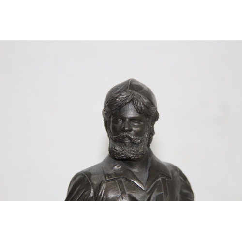 914 - REGIMENTAL STATUE OF A BLACKSMITH
34CM