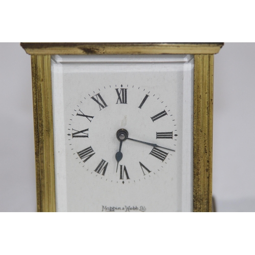 916 - VINTAGE MAPPIN AND WEBB BRASS CARRIAGE CLOCK
23 X 8 X 6CM