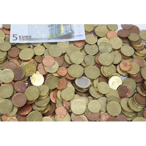 988 - LARGE QUANTITY OF EURO'S