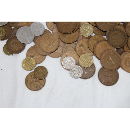 989 - QUANTITY OF VINTAGE BRITISH COINS