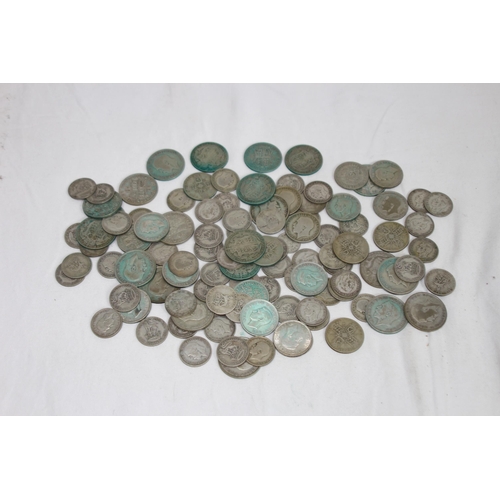 993 - QUANTITY OF PRE 1946 BRITISH SILVER COINS - 880G