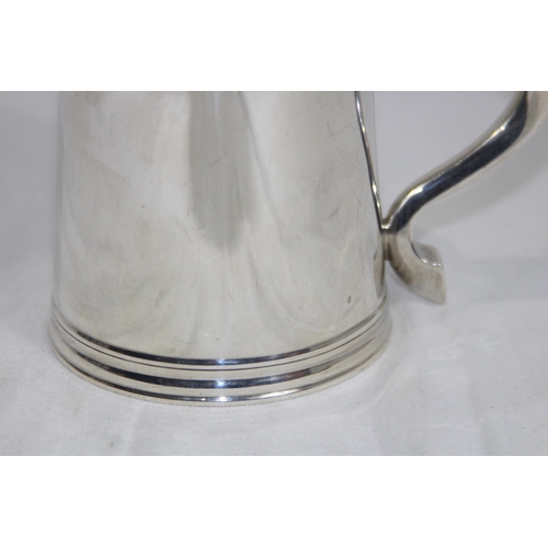 1036 - SILVER TANKARD - 1953 - WILLIAM COMYNS - 270G