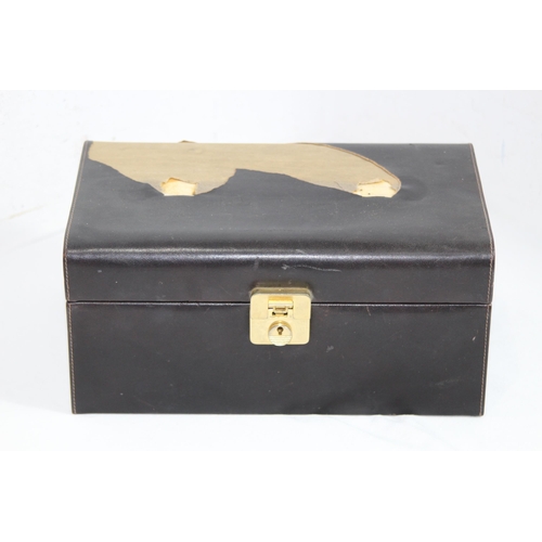 483 - JEWELLERY BOX AND CONTENTS
29 X 17 X 13CM