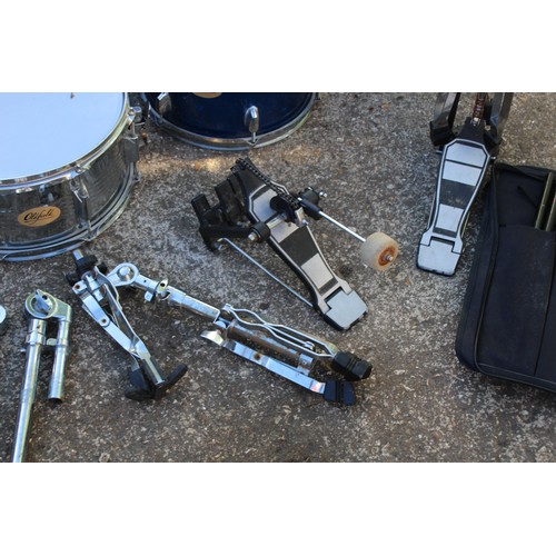 751 - OLDFIELD DRUM KIT