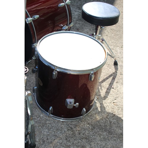 751 - OLDFIELD DRUM KIT