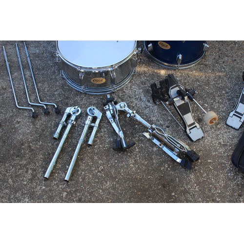 751 - OLDFIELD DRUM KIT