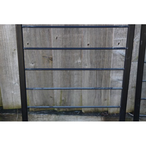 76 - LARGE QUANTITY OF RETRO STAPLES LADDERAX SYSTEM TO INCLUDE CUPBOARD 90 X 37 X 40CM, 2 X DRAWERS, SLI... 