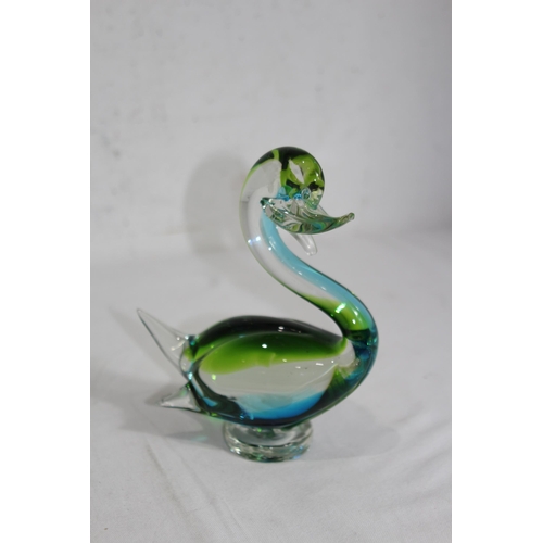 881 - 4 X ART GLASS ANIMALS INCLUDING MURANO AND BOHEMIA
19CM