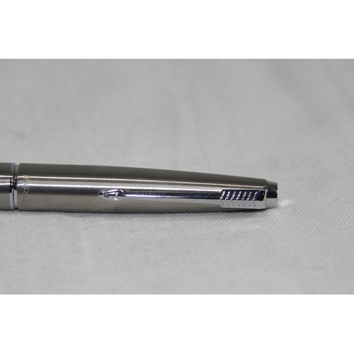 917 - PARKER FOUNTAIN PEN