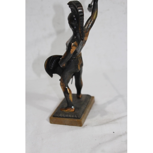 918 - VINTAGE METAL STATUE OF A GREEK SOLDIER
30 X 30CM