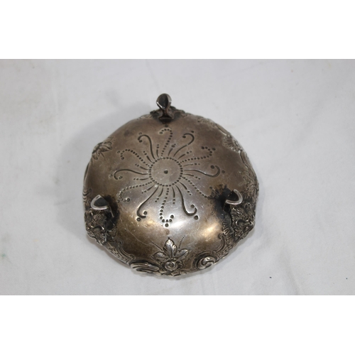 1056 - SILVER THREE FOOTED BOWL AND SIFTER SPOON - 207G - LONDON 1884 - CHARLES EDWARDS