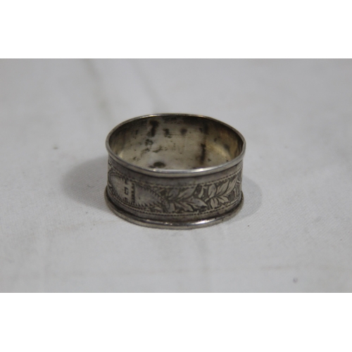 1058 - SILVER NAPKIN RING - 8.5G