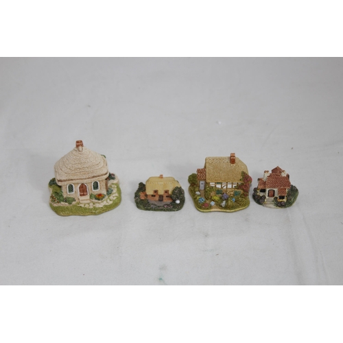 352 - QUANTITY OF LILLIPUT LANE BOXED COTTAGES