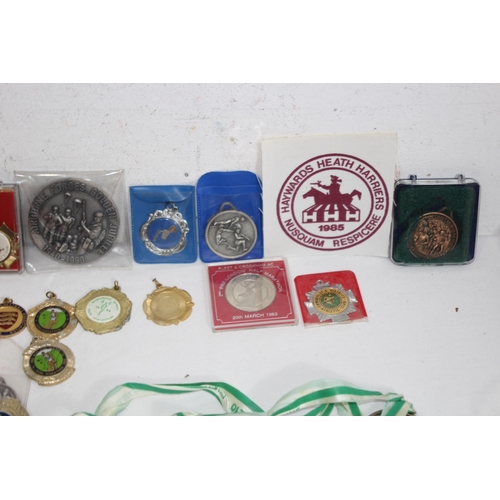 497 - LARGE QUANTITY OF SPORTING MEDALS ETC