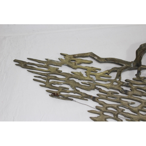 498 - LARGE ORNATE BRASS WALL HANGING OF A TREE
90 X 40CM