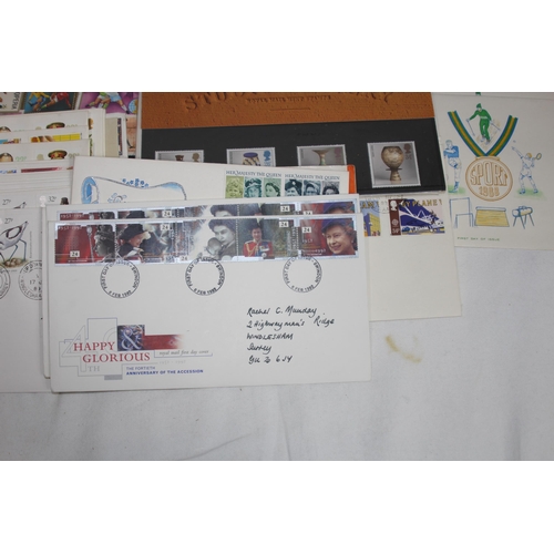 499 - QUANTITY OF STAMPS AND FIRST DAY COVERS